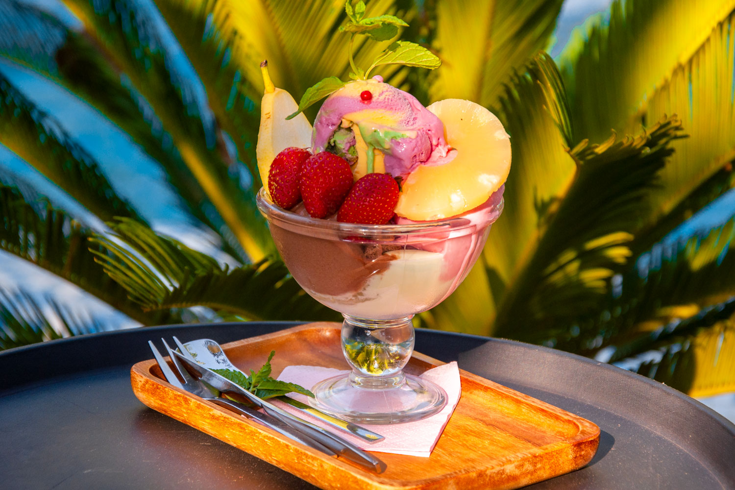 بستنی مخصوص